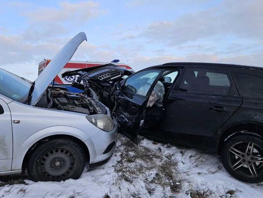 22-latek zasnął za kierownicą audi. Policja podała przyczynę wypadku na krajowej 45