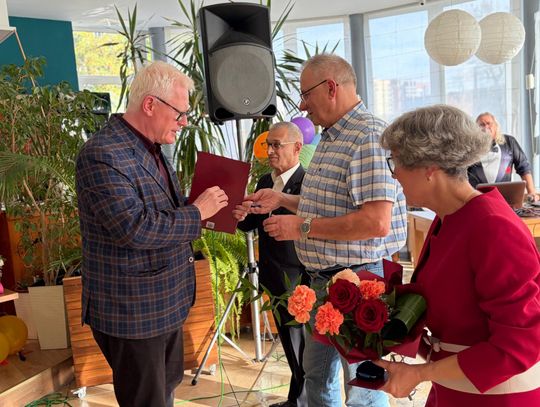 70-lecie Polskiego Związku Niewidomych w Kędzierzynie-Koźlu. Medale i wyróżnienia dla zasłużonych