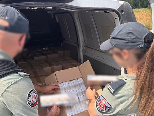 Akcja celników na terenie naszego powiatu. 200 tysięcy papierosów bez akcyzy w dostawczaku