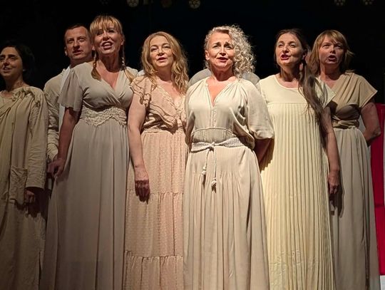 „Amatorzy”, których scena pokochała od pierwszej minuty. Teatr Ludzi Pracujących zachwycił publiczność podczas KKoFFeiny