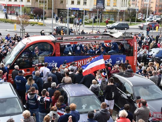 Będzie mistrzowska parada Grupy Azoty ZAKSY! Autokar z siatkarzami wyjedzie na ulice miasta