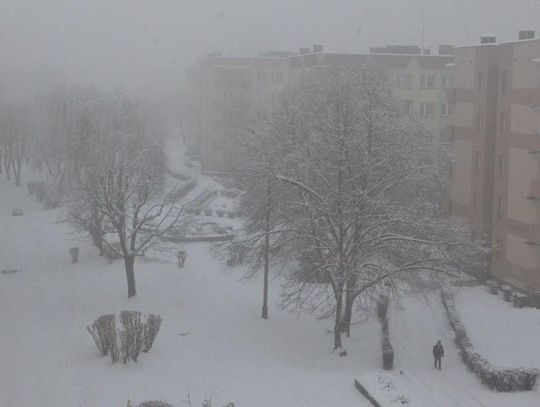 Ciemne chmury nad Kędzierzynem-Koźlem. Od kilkunastu godzin miasto dusi się smogiem