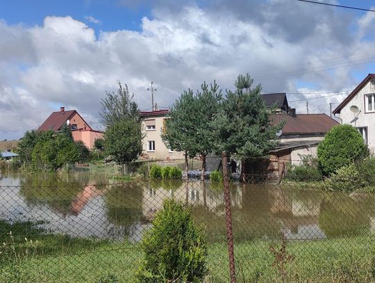 Ciężka sytuacja hydrologiczna w gminie Reńska Wieś. Wszystkie lokalne potoki wystąpiły z brzegów