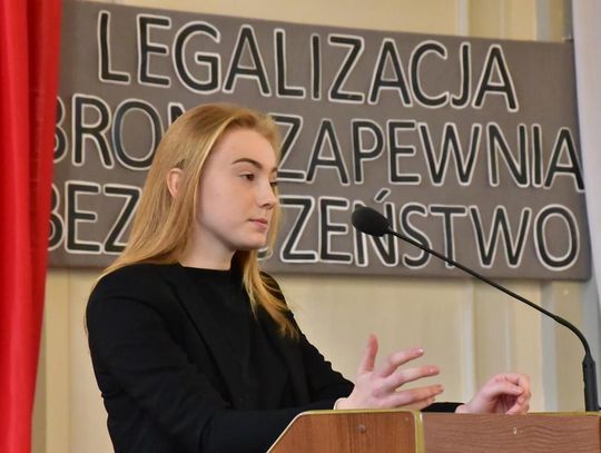 Co młodzież mysli o legalizacji broni? Debata oksfordzka w I Liceum Ogólnokształcącym