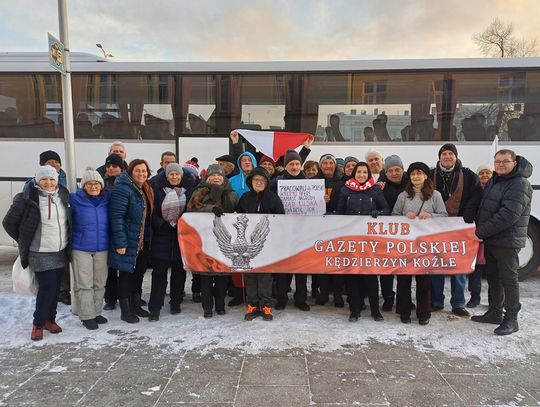 Członkowie Klubu Gazety Polskiej z Kędzierzyna-Koźla  jadą demonstrować do Warszawy na Protest Wolnych Polaków