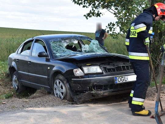 Dachowało auto z matką i dziećmi. Doszło do groźnie wyglądającego wypadku