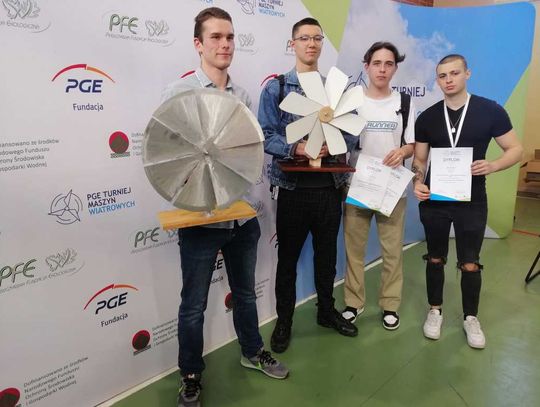 Damian Gnielinski z ZSTiO wygrał okręgowe eliminacje Ogólnopolskiego Turnieju Maszyn Wiatrowych