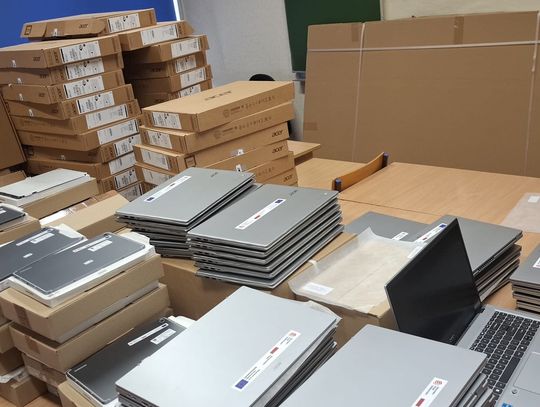 Do 12 kędzierzyńskich podstawówek trafił sprzęt multimedialny o wartości ponad miliona złotych