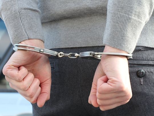 Dwaj poszukiwani mężczyźni zatrzymani w ciągu kilku godzin. Jednego z nich zgubiła głośna muzyka