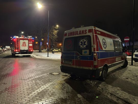 Dwoje dzieci poszkodowanych w wyniku ulatniania się tlenku węgla w Śródmieściu