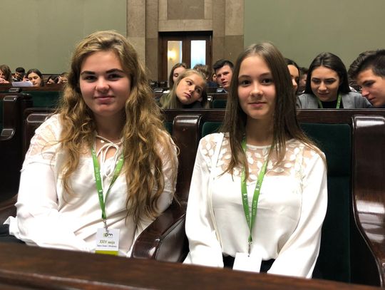 Dziewczyny z "Dziewiętnastki" reprezentowały Opolszczyznę na Sejmie Dzieci i Młodzieży
