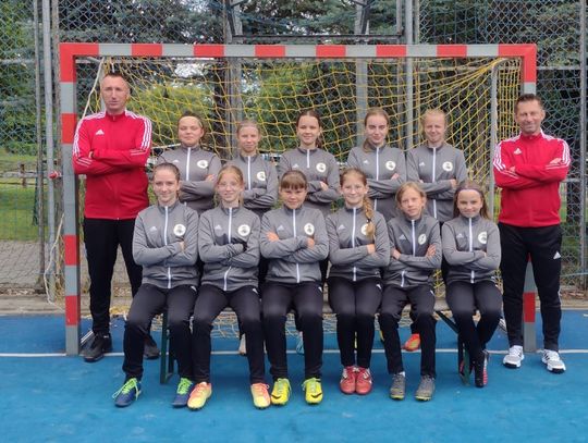 Dziewczyny z Gościęcina piątą drużyną Mistrzostw Polski w mini piłce nożnej. ZDJĘCIA