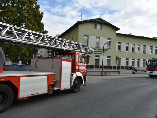 Ewakuacja szpitala w Kędzierzynie-Koźlu. Znaleziono bombę. Wspólne ćwiczenia służb