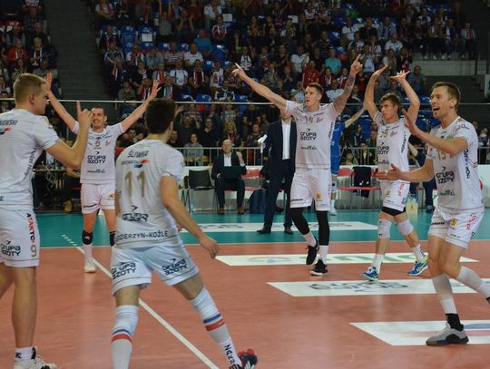 Grupa Azoty ZAKSA wygrywa piąty mecz w sezonie i wraca na fotel lidera PlusLigi