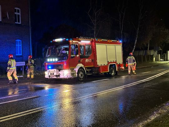 Informacja o pożarze podłogi przyczyną interwencji strażaków w Koźlu