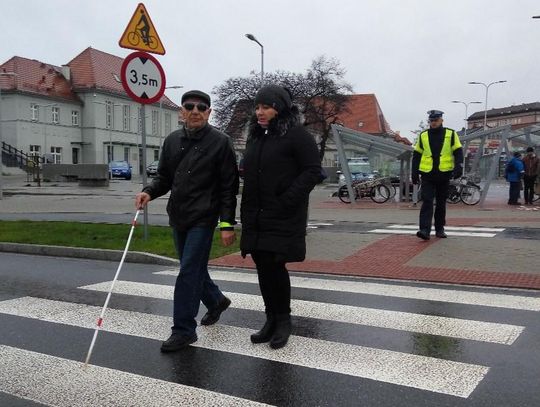 Jak poruszać się po nowym rondzie? Ruszyły czterodniowe szkolenia dla niewidomych