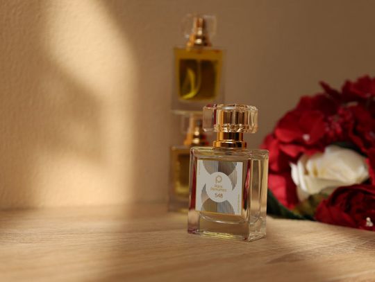 Jak wybrać perfumy na prezent, by nie trafiły na dno szuflady?