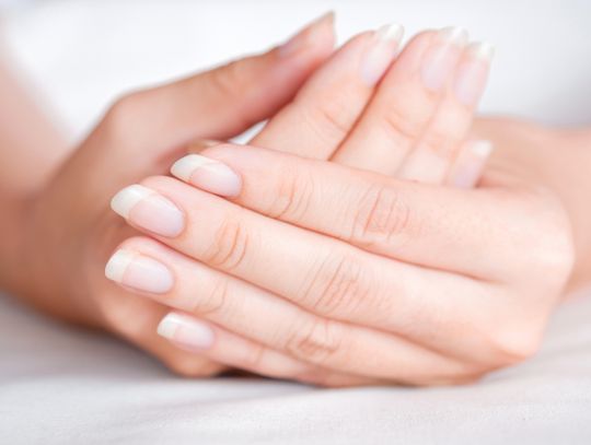 Jak wzmocnić paznokcie na wiosnę?