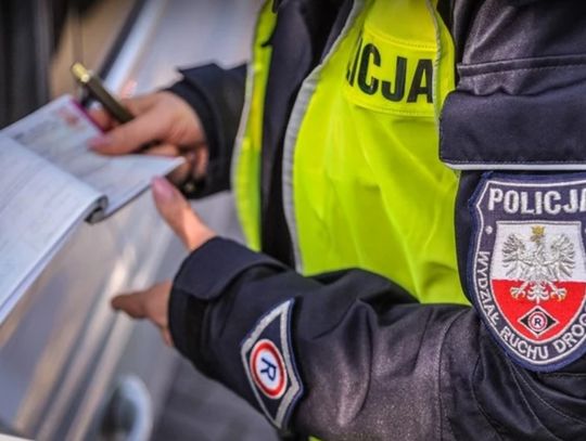 Jechał 130 km/h w terenie zabudowanym. Policjanci zatrzymali prawo jazdy kierowcy z Niemiec