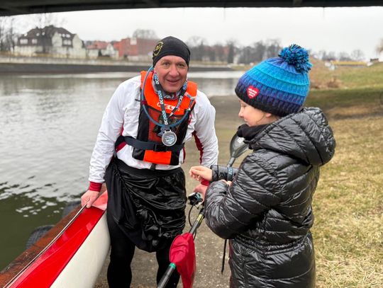 Kajakarze zmierzyli się z Odrą. Pokonali 42-kilometrową trasę z Raciborza do Kędzierzyna-Koźla. FOTO
