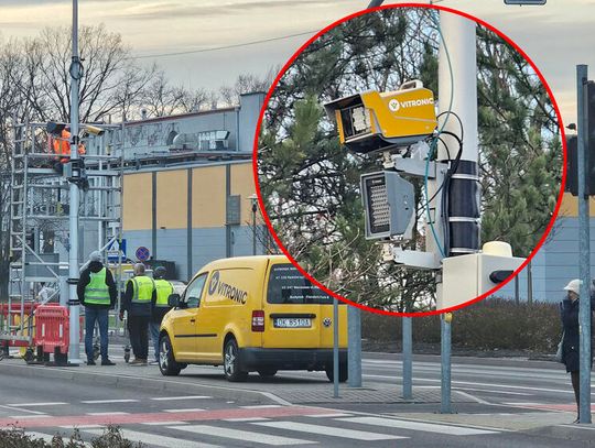 Kamery na skrzyżowaniu alei Jana Pawła II z ulicą Wojska Polskiego. Urząd uspokaja kierowców, którzy obawiają się mandatów