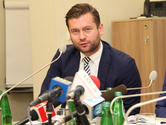 Kamil Bortniczuk z zarządu Grupy Azoty ZAK będzie posłem. To efekt wyborów