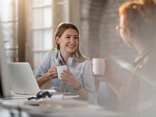 Kawa z dostawą do biura – wygoda i oszczędność czasu