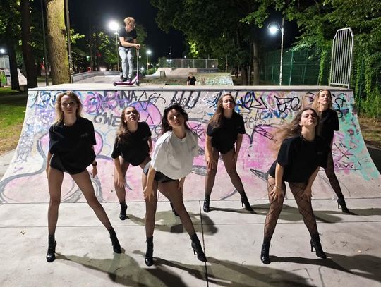 Kędzierzyn-Koźle w rytmie „Show Me How You Dance”. Rafał Pulkowski pokazał nowy teledysk