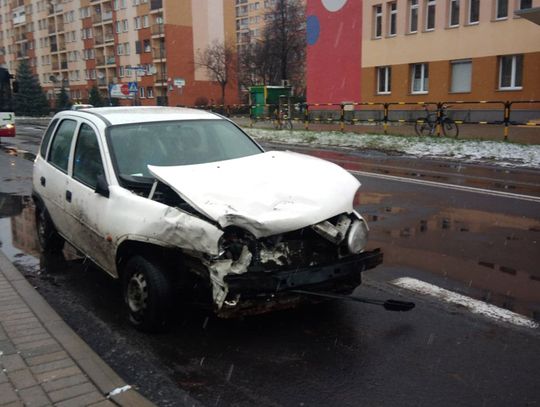 Kierowca, który spowodował kolizję, był pod wpływem alkoholu i nie miał prawa jazdy