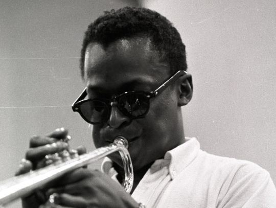 Kino Konesera w Heliosie: "Miles Davis: Birth of the Cool"