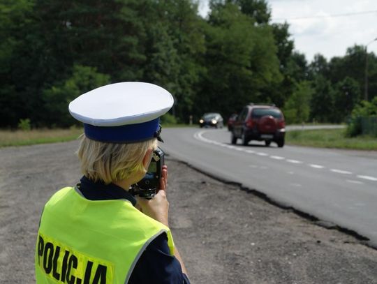 Kolejna akcja kędzierzyńskiej drogówki. Policjanci ukarali mandatami 23 kierowców