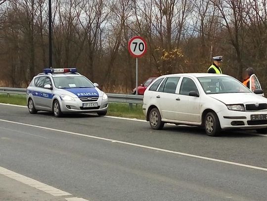 Kolizja na obwodnicy Kędzierzyna-Koźla. Skoda najechała na tył audi