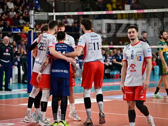 Koniec marzeń ZAKSY. Kędzierzynianie przegrali z Wartą Zawiercie i nie powalczą o medale PlusLigi