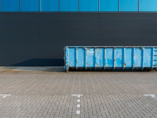 Kontener na gruz Bytom – szybki i wygodny wywóz odpadów budowlanych