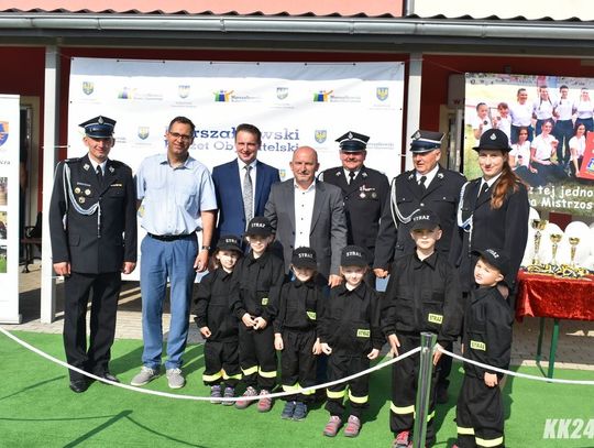 Łączą sportową rywalizację i charytatywną zbiórkę dla 3-letniej Oliwii. Trwają drugie zawody pożarnicze w Miejscu Odrzańskim
