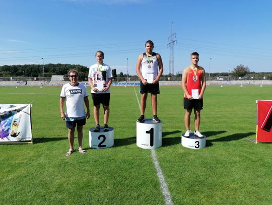 Lekkoatleci MMKS Kędzierzyn-Koźle z czterema medalami mistrzostw makroregionu młodzików