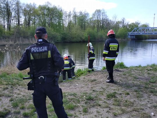 Makabryczne odkrycie w Kanale Gliwickim. Wędkarze natrafili na zwłoki. Służby na miejscu