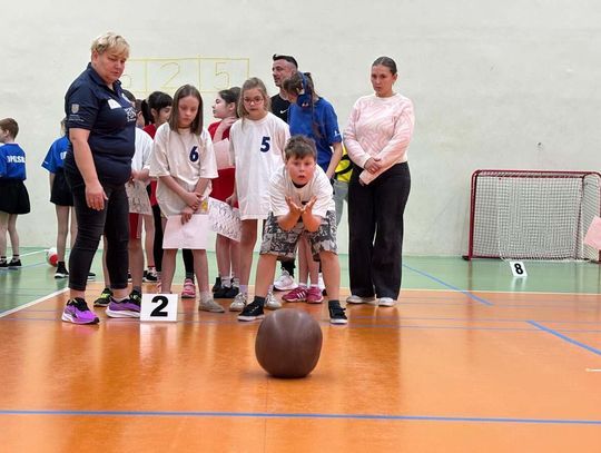 "Mały Olimpijczyk" znów połączył sport z integracją. Do Kędzierzyna-Koźla przyjechały dzieci z całego regionu
