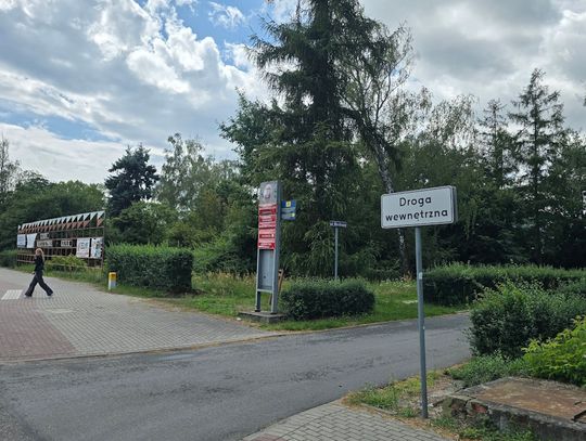 Miał być market Dino, jest znak zapytania. Przetarg na działkę przy szkole zakończył się bez ofert