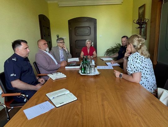 Miasto szykuje się na falę upałów. Kurtyny wodne, dodatkowa woda i patrole
