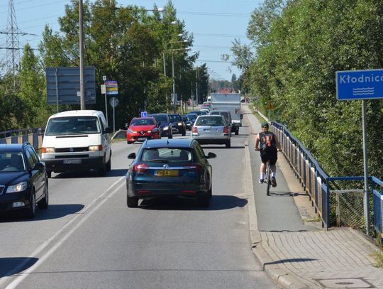 Miasto zmienia termin zamknięcia mostu na Kłodnicy i budowy kładki dla rowerzystów
