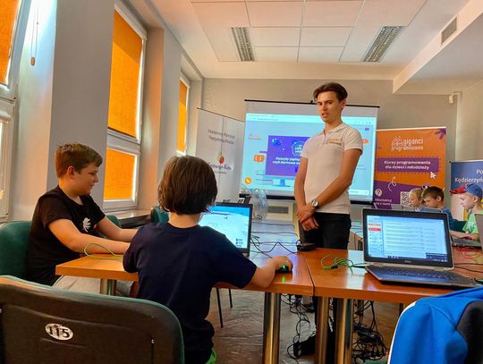 Mieszkańcy Kędzierzyna-Koźla mogą zapisać dzieci na bezpłatne warsztaty programowania komputerowego