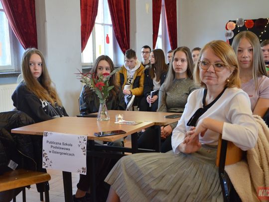 Młodzi pasjonaci nauki znów spotkali się w Sławięcicach. Jedenasta edycja konkursu "Chemiczna głowa"
