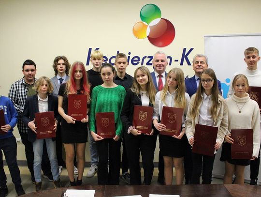 Młodzieżowa Rada Miasta w nowym składzie zainaugurowała kadencję. ZDJĘCIA