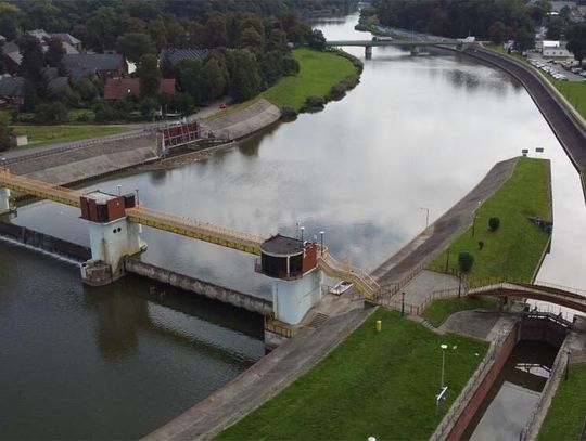 Możliwe gwałtowne wzrosty poziomu wody w Odrze. Wydano ostrzeżenie hydrologiczne