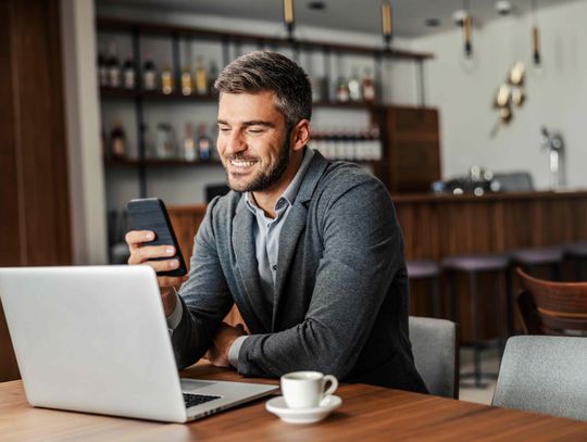 Na jakie parametry techniczne patrzeć, szukając najlepszego brokera Forex?