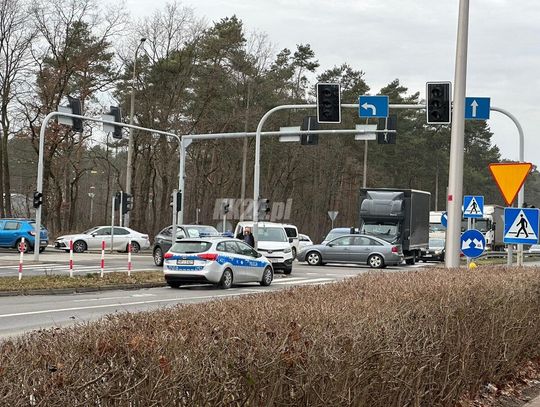 Naprawa uszkodzonej sygnalizacji na skrzyżowaniu z obwodnicą potrwa do końca miesiąca