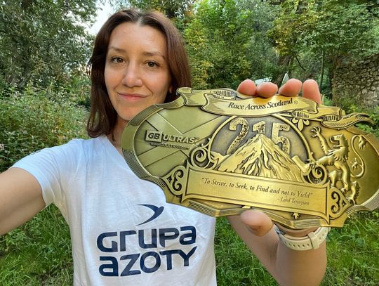 Kędzierzynianka Małgorzata Tomik zwyciężyła w morderczym ultramaratonie górskim na dystansie 181 kilometrów