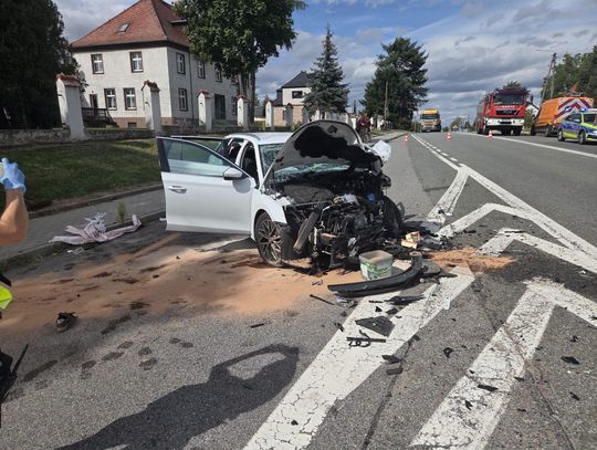 Nie żyje kobieta poszkodowana w wypadku na DK 45. Policja wyjaśnia tragedię