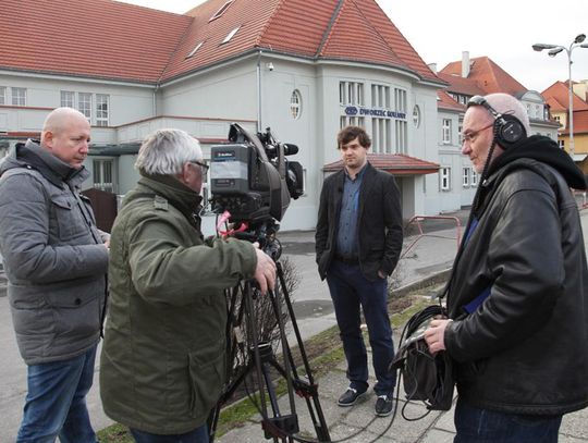 O krewkim taksówkarzu z Kędzierzyna-Koźla głośno już w całej Polsce. Dzisiaj materiał kręcił Polsat